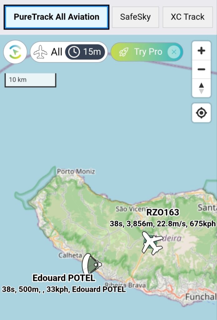 First Paragliding shared flight with airplane