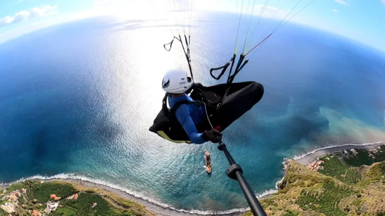 Beautiful sweet flight emotions – Paragliding at Madeira Island
