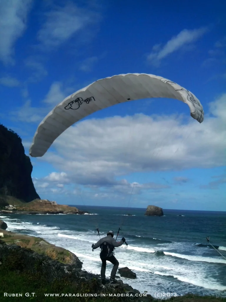 Flybus paragliding madeira 2013
