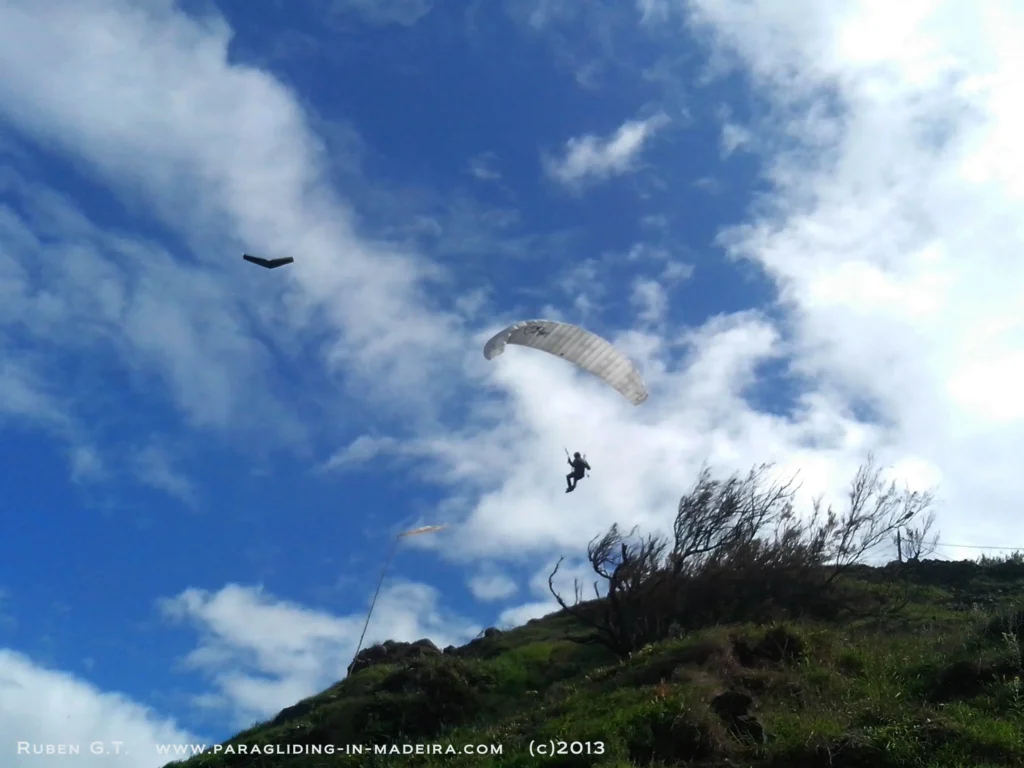 Flybus paragliding madeira 2013