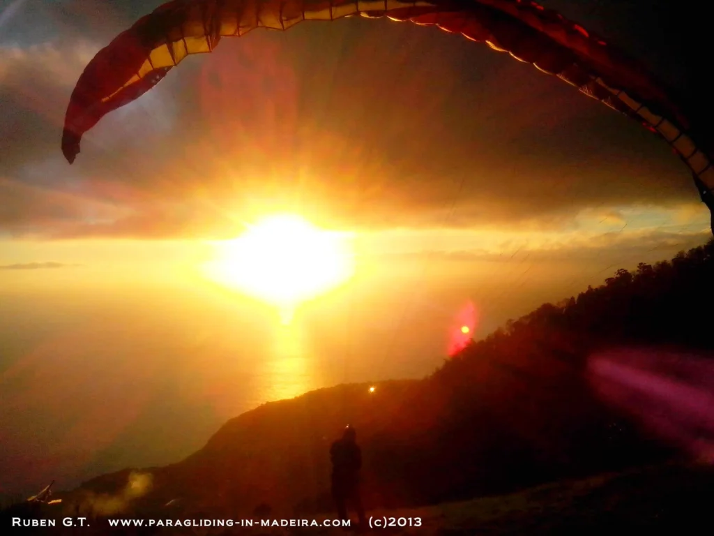Flybus paragliding madeira 2013