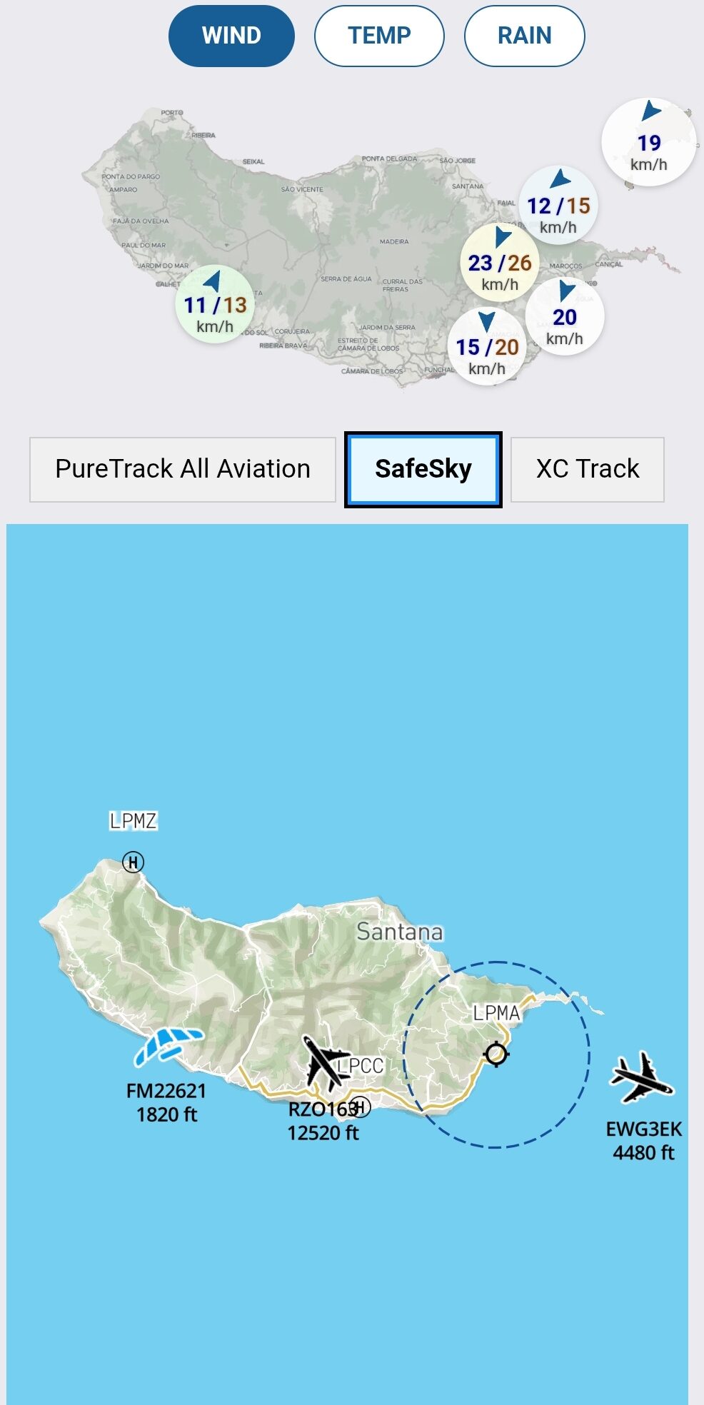 First time a paraglider and an airplane share the live map